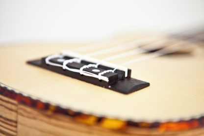 Reno RU210E EQ  sopraanoukulele - Image 4