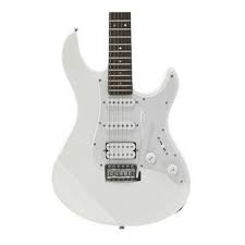 Yamaha Pacifica PAC-012WHII sähkökitara valkoinen