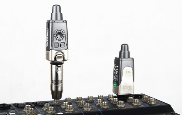 Xvive U4 wireless in-ear monitor system - Image 2