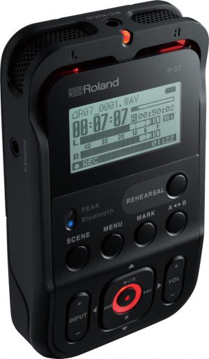 Roland R-07 tallennin, musta