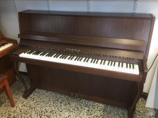 Käytetty Fazer CHB akustinen piano
