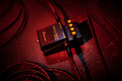 Boss HM-2W Heavey Metal WAZA - Image 8
