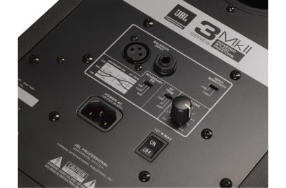 JBL 305P MkII Powered 5″ Two-Way Studio Monitor - Image 3