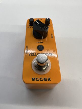Käytetty Mooer Yellow Comp efektipedaali