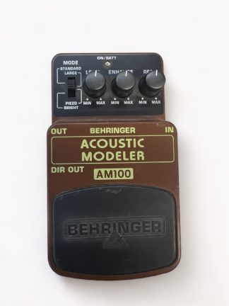 Käytetty Behringer AM100 Acoustic Modeler
