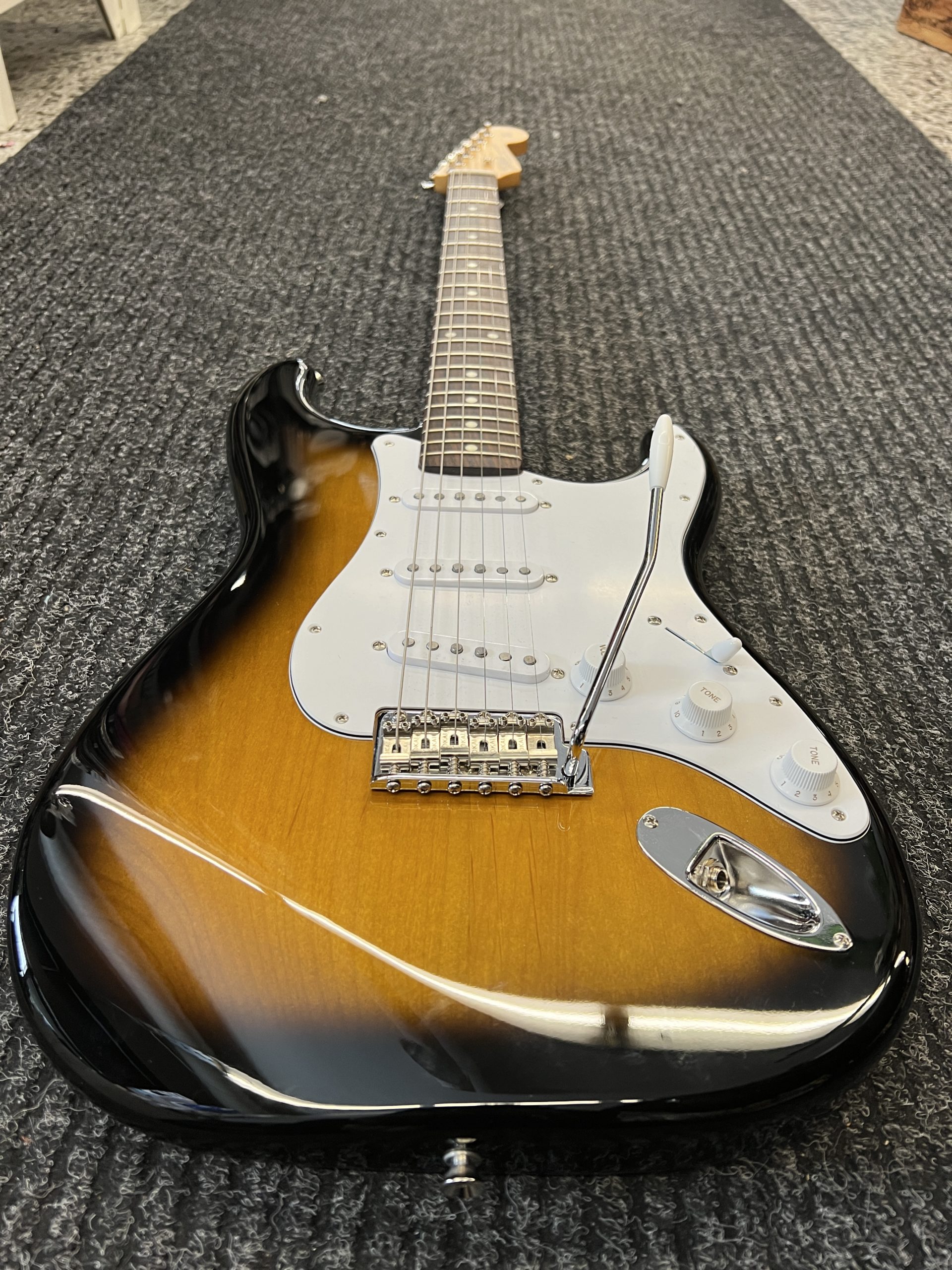 Tokai TST-50/GSR Golden Sunburst sähkökitara - Image 4