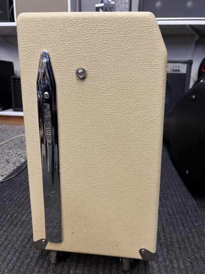 Käytetty Fender Super Sonic Twin Combo Amp 100W/25W BLND - Image 3