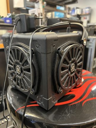 Käytetty Yamaha AA5 monitori vahvistin
