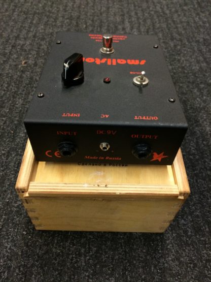 Käytetty Electro-Harmonix Small Stone Black Russian 90s - Image 4