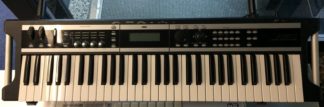 Käytetty Korg X50 syna+ kotelo