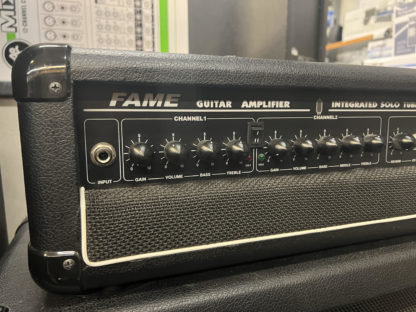 Käytetty Fame Megatone T64RS vahvistin ja kaappi - Image 3