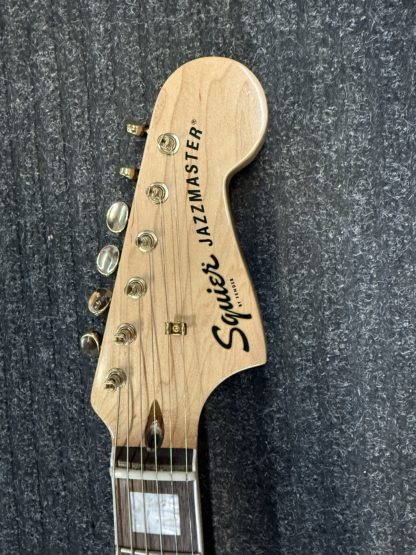 Käytetty Fender Squier 40th Anniversary Jazzmaster Gold Edition sähkökitara - Image 9