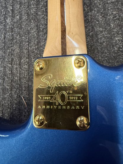 Käytetty Fender Squier 40th Anniversary Jazzmaster Gold Edition sähkökitara - Image 3