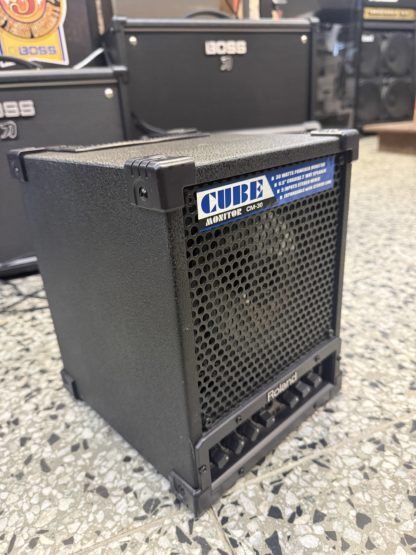 Käytetty Roland CM-30 Cube Monitor vahvistin - Image 2