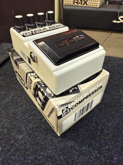 Käytetty DOD FX84 Milk Box Compressor - Image 3