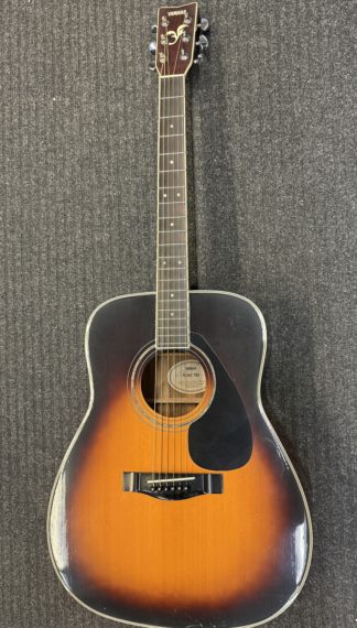 Käytetty Yamaha FG441 TBS akustinen kitara