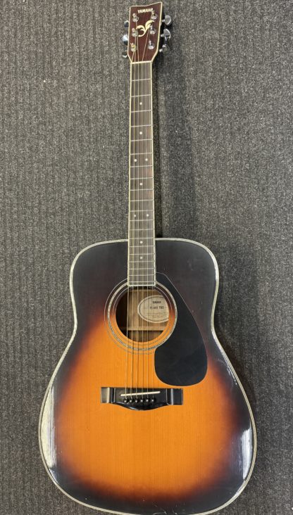 Käytetty Yamaha FG441 TBS akustinen kitara