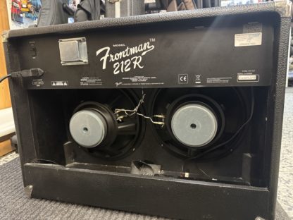 Käytetty Fender Frontman 212R kitaravahvistin - Image 3