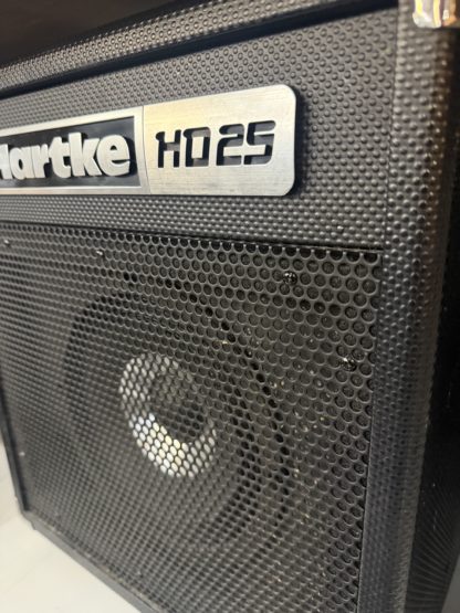 Käytetty Hartke HD25 bassocombo - Image 3