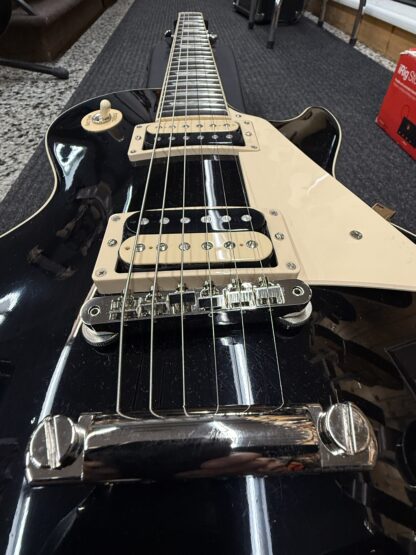 Käytetty Gibson Les Paul Classic EB-musta - Image 3