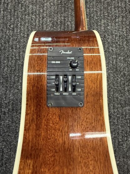 Käytetty Fender Sonorance SCE Nat elektroakustinen kitara - Image 3