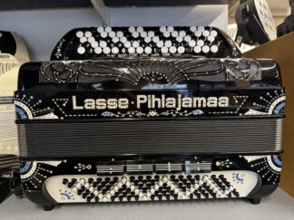 Käytetty Lasse Pihlajamaa Timangi harmonikka