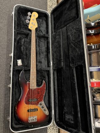 Käytetty Fender Standard Jazz Bass USA 2009 + Gator kotelo