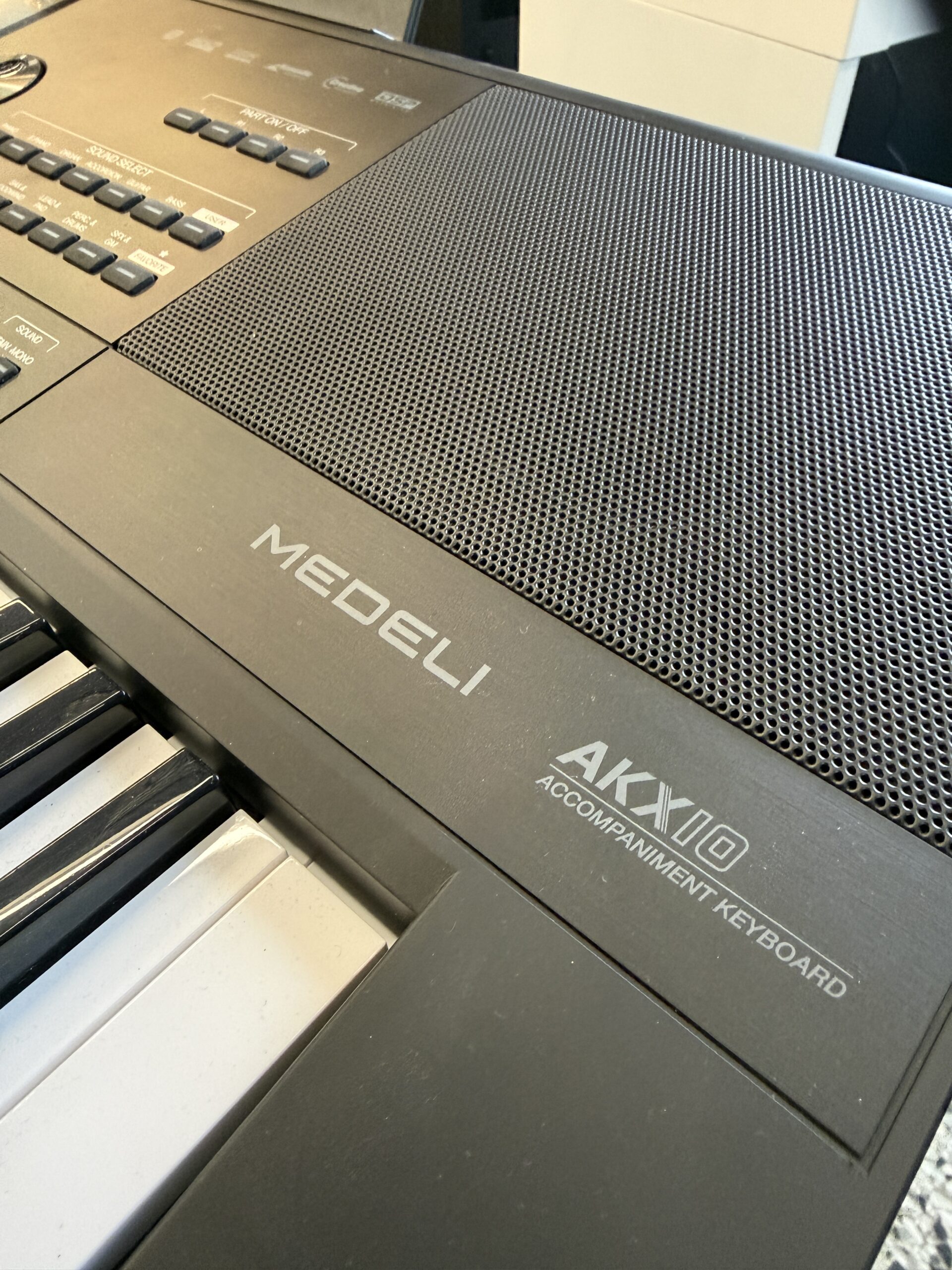 Käytetty Medeli AKX10 kosketinsoitin - Image 3