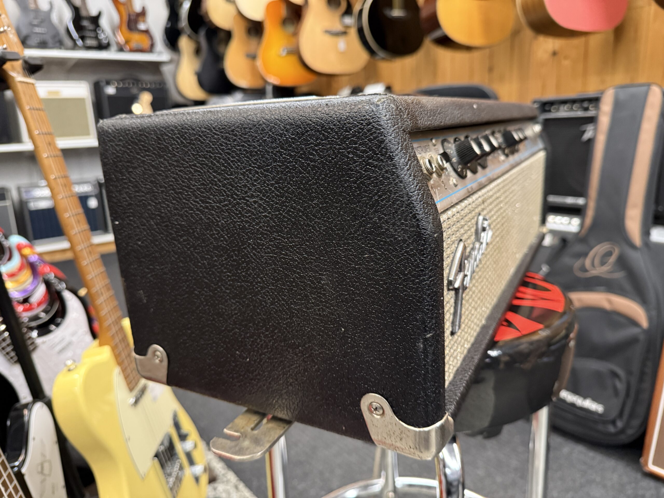 Käytetty Fender Bassman 50 2-Channel 50-Watt Guitar Amp Head vahvistin - Image 5