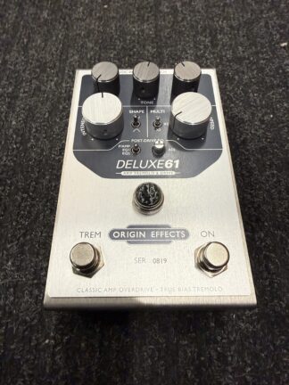 Käytetty Origin Effects DELUXE61 Amp Tremolo & Drive