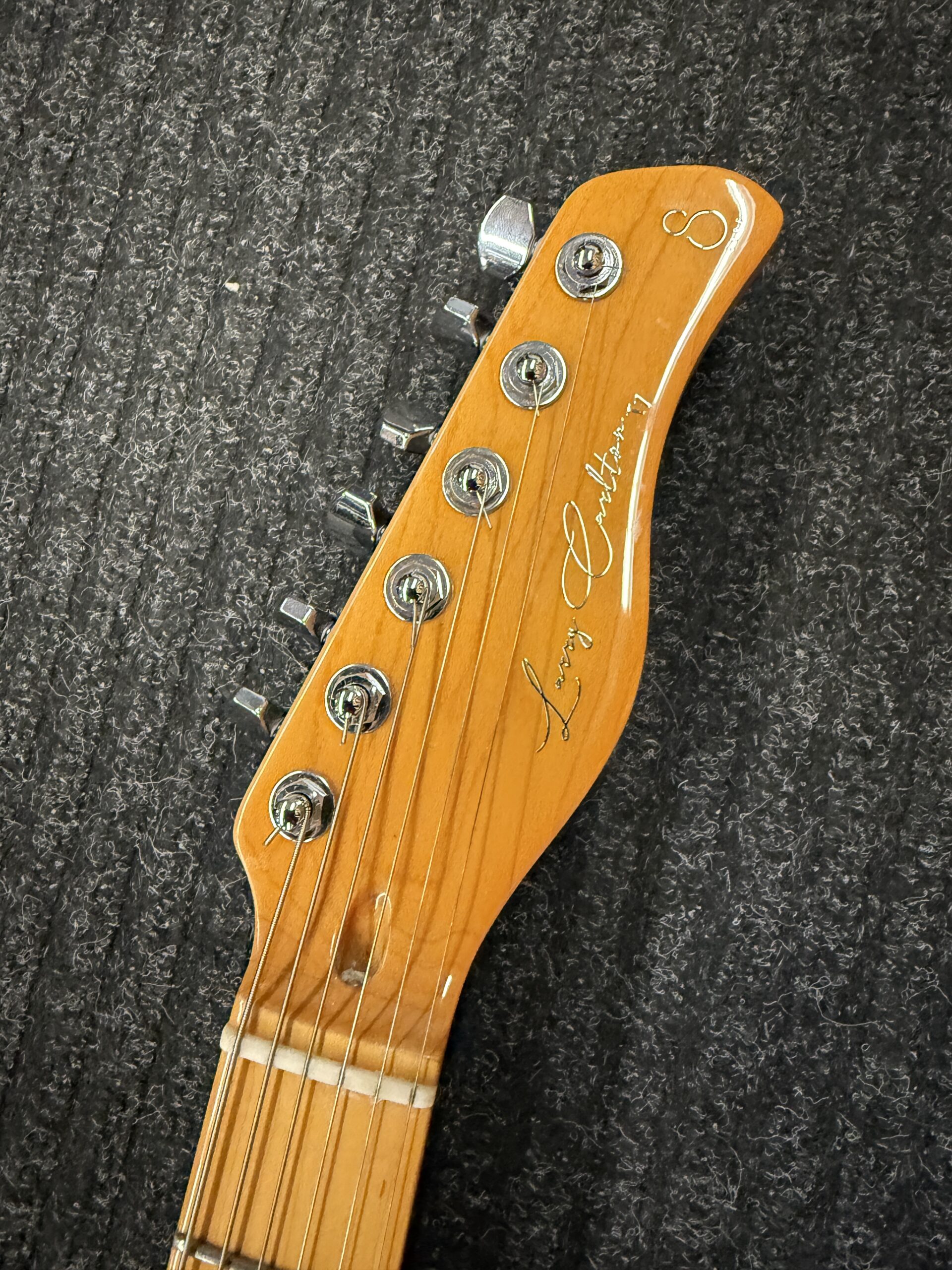 Käytetty Larry Carlton T7TV Silver sähkökitara - Image 2