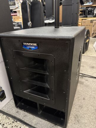 Käytetty Mackie SWA1501 aktiivisubbwoofer