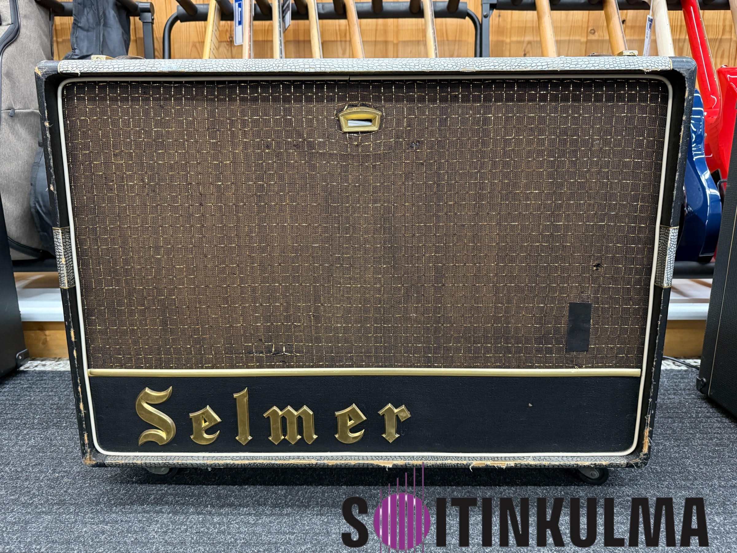 Käytetty Selmer Truevoice Zodiak Twin Thirty kitaravahvistin